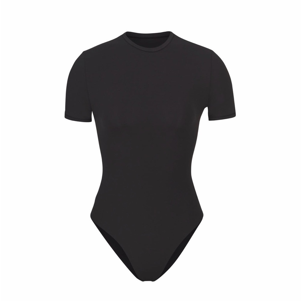SKIMS onyx fits everybody bodysuit